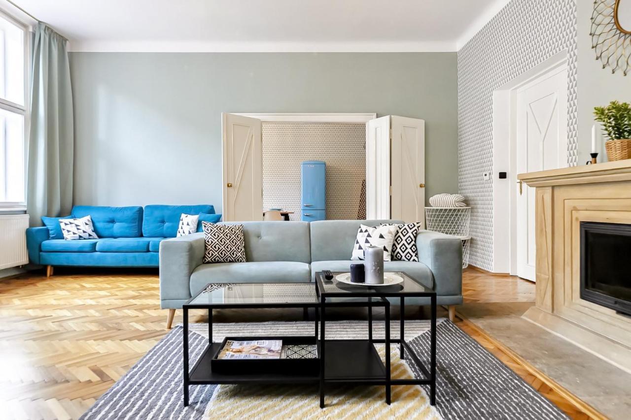 Apartament Cubistic Eliska / Jewish Quarter / Old Town